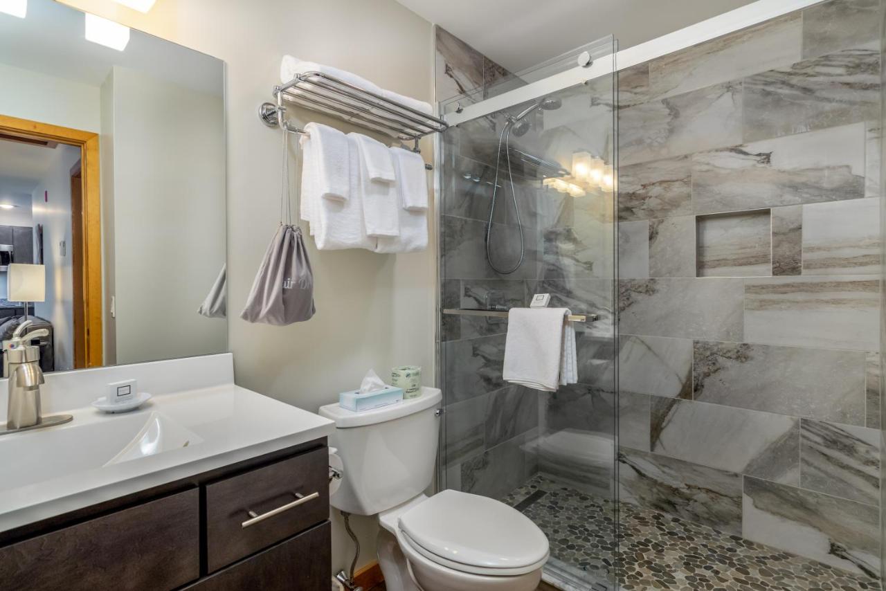 Two Bedroom Condo Mountain View at Grey Fox Inn