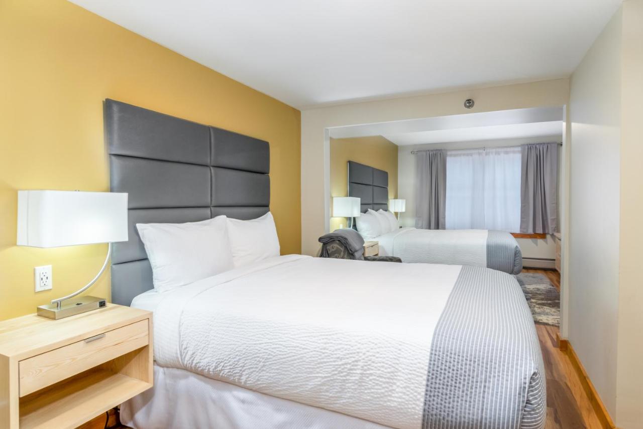Two King Room at Grey Fox Inn