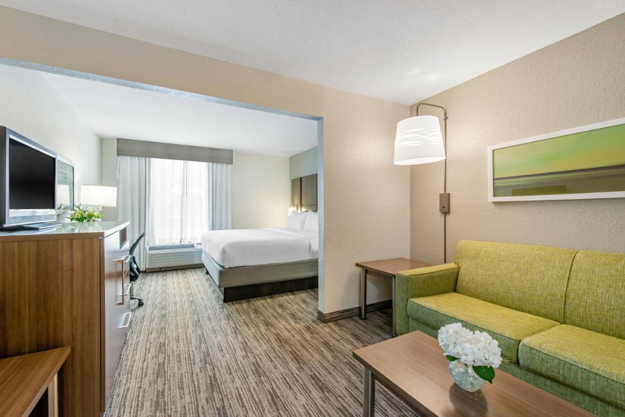King Suite with Sofa Bed - Non-Smoking at Holiday Inn Melbourne-Viera Conference Ctr by IHG