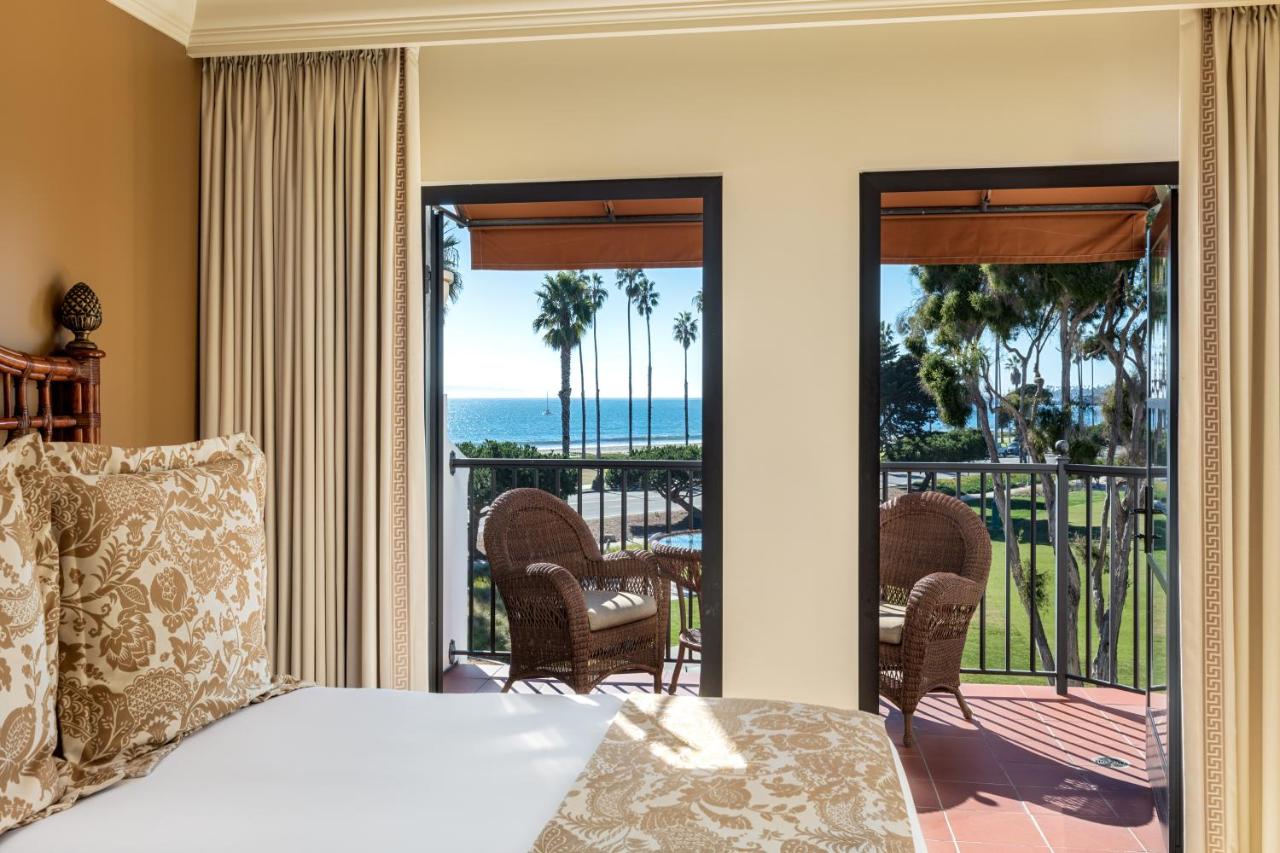 Deluxe Queen Room with Two Queen Beds at Santa Barbara Inn