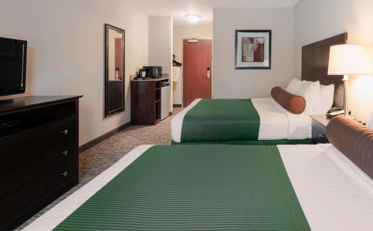 Queen Room with Two Queen Beds at Cobblestone Inn & Suites - Durand