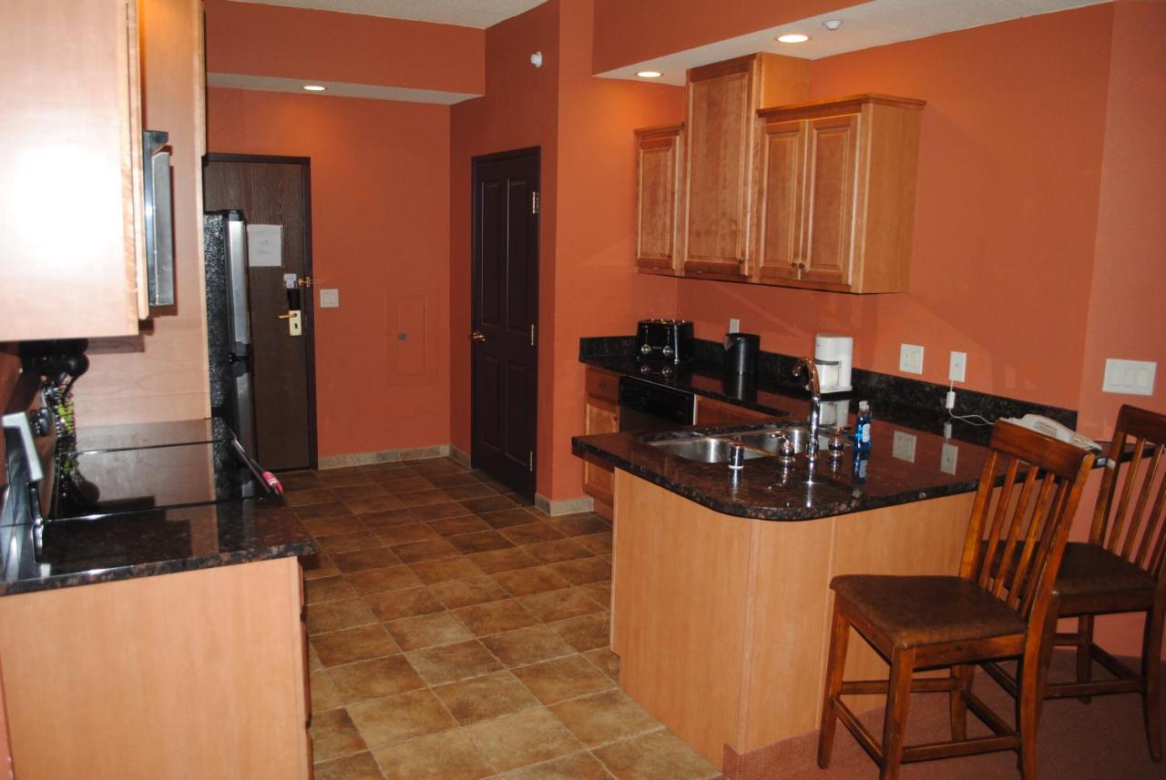 Three-Bedroom Apartment at Wisconsin Dells Area Condominiums