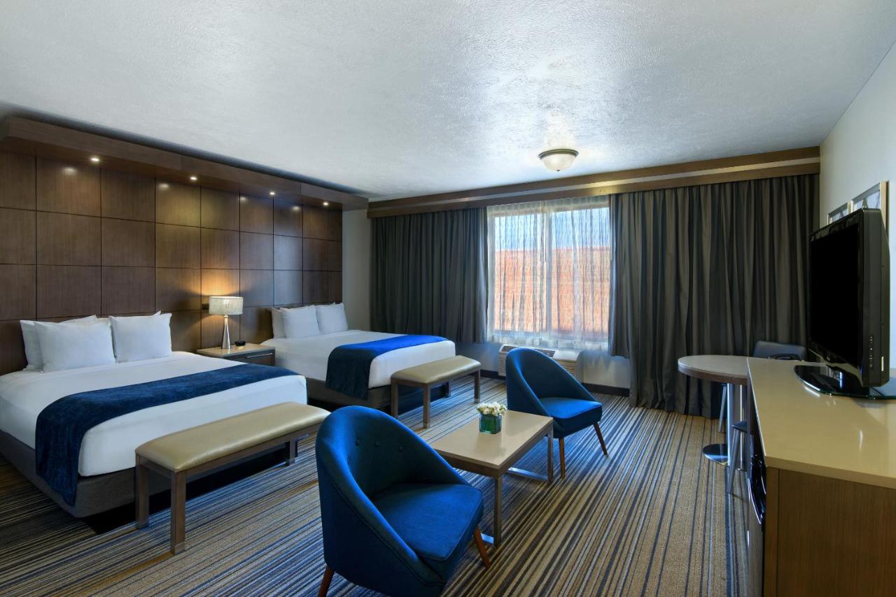 Deluxe 2 Queen Suite at Oxford Suites Downtown Spokane