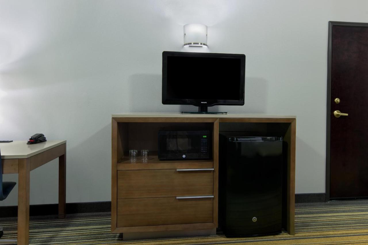 River View King Suite at Oxford Suites Downtown Spokane