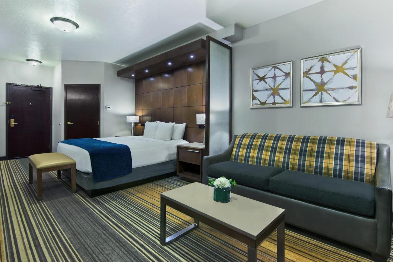 River View King Suite at Oxford Suites Downtown Spokane