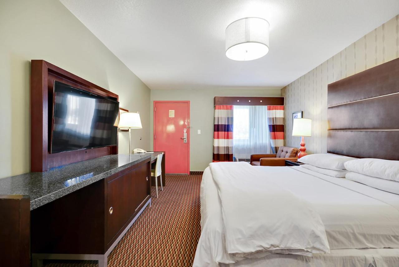 Deluxe King Room at Scottsdale Parkview Hotel