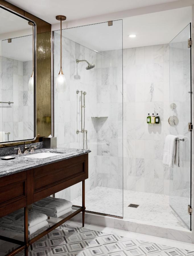 King Suite at Sophy Hyde Park