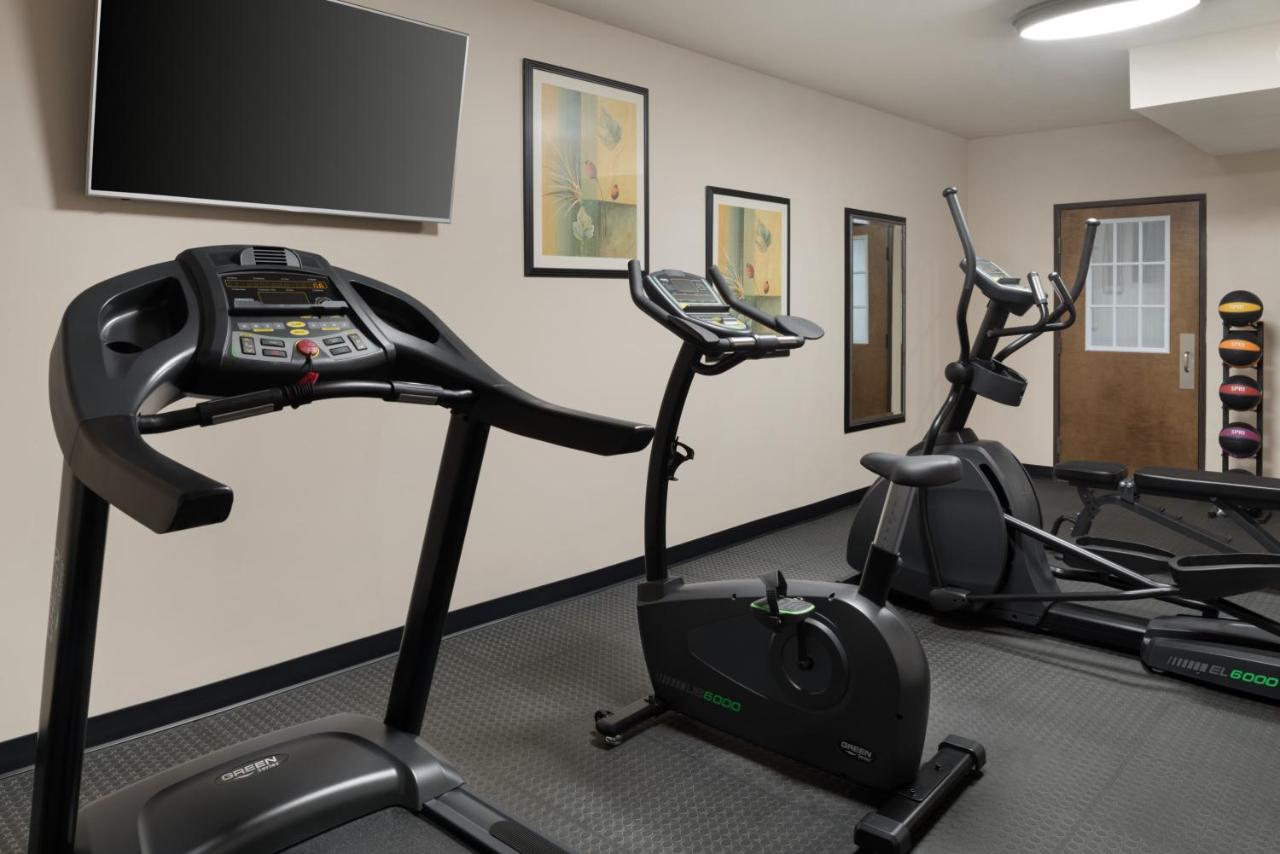 Queen Studio Suite - Non-Smoking at Baymont by Wyndham Belleville Airport Area