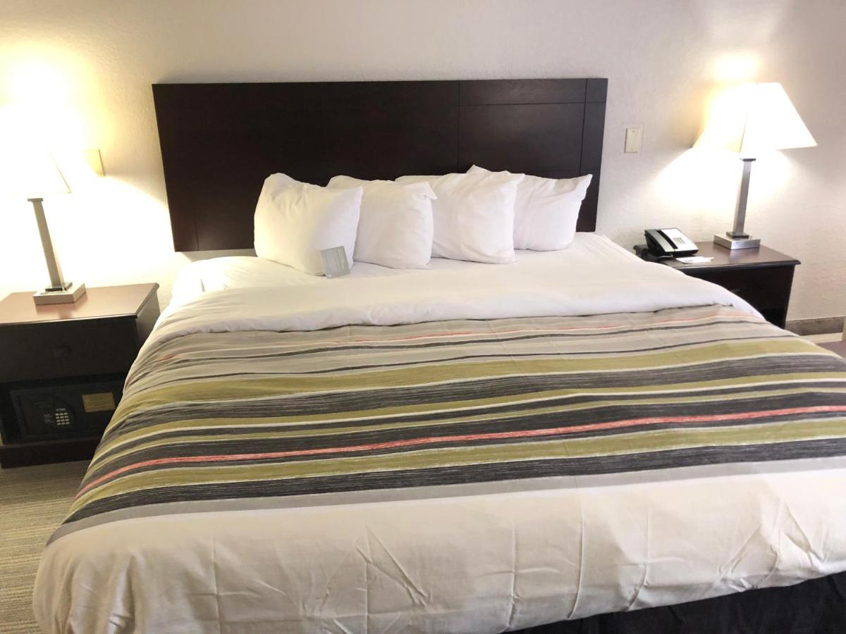 King Room - Non-Smoking at Country Inn & Suites by Radisson, Greenville, NC
