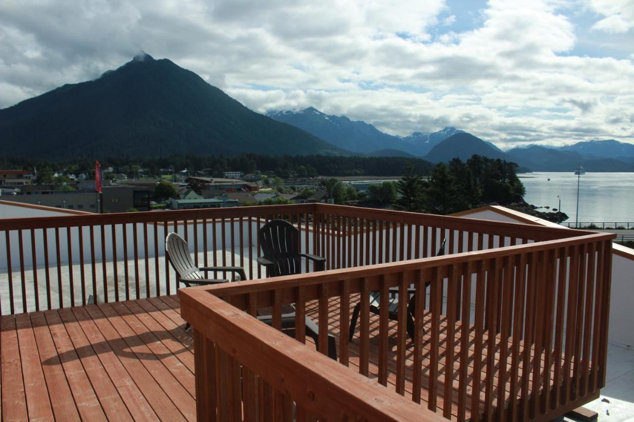 Superior King Room at Sitka Hotel and Restaurant