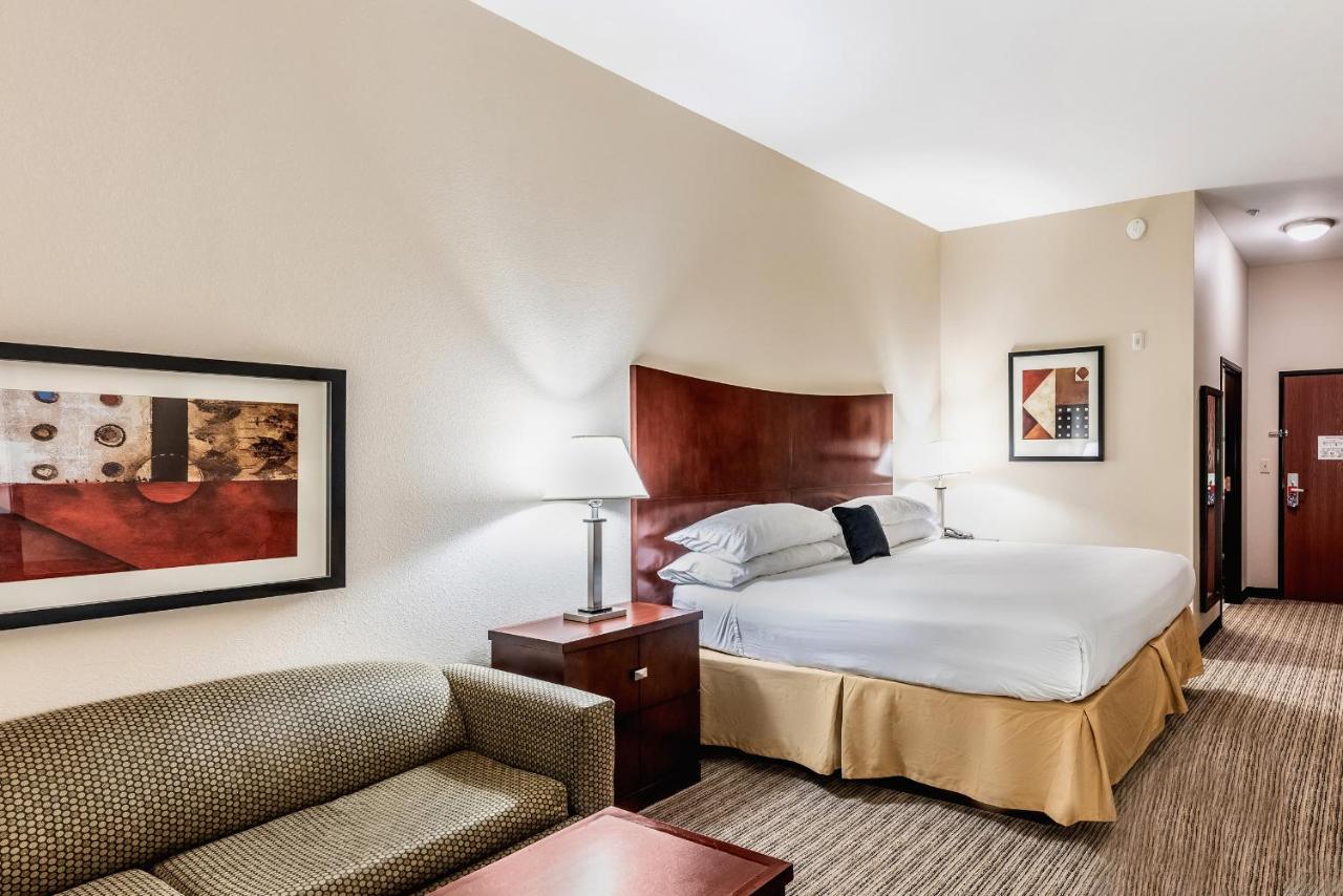 King Bed at Red Lion Inn & Suites Mineral Wells