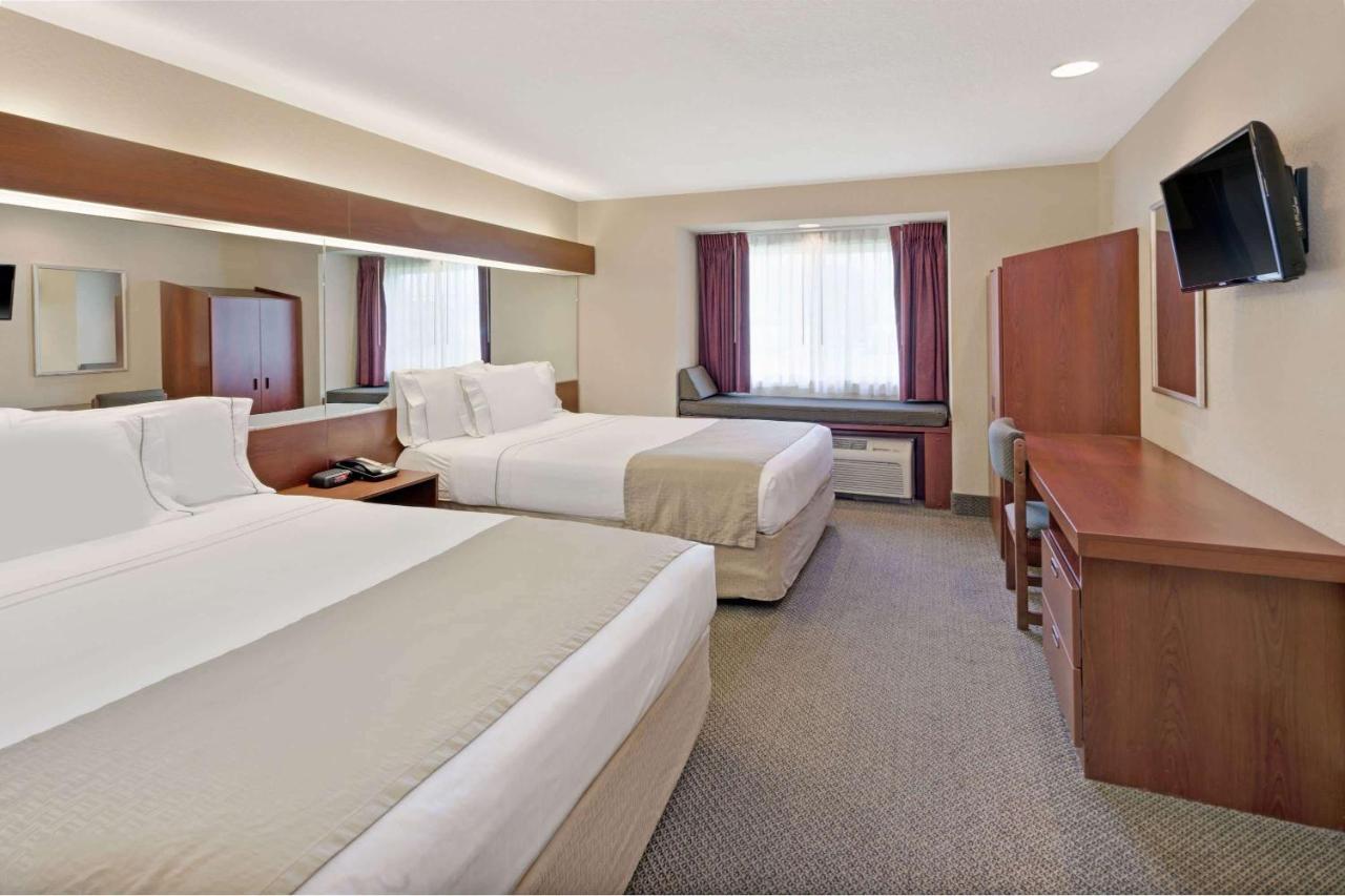 Queen Room with Two Queen Beds - Non-Smoking at Microtel Inn & Suites by Wyndham Jasper