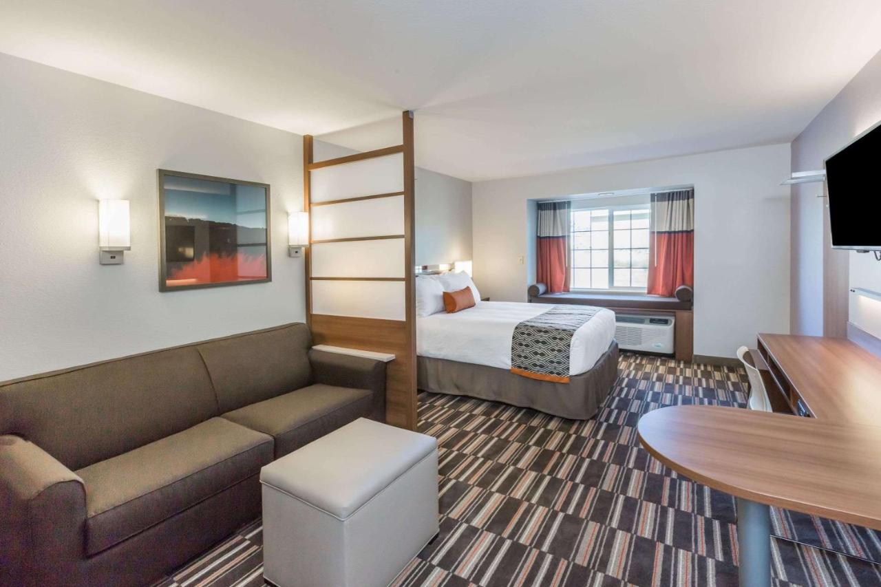 Queen Suite - Non-Smoking at Microtel Inn & Suites By Wyndham Tioga