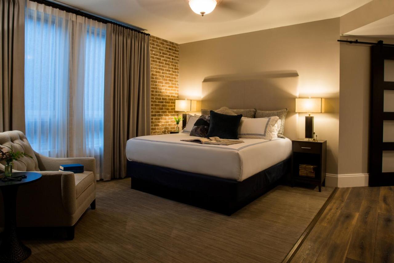 Signature One-Bedroom Suite at The Restoration