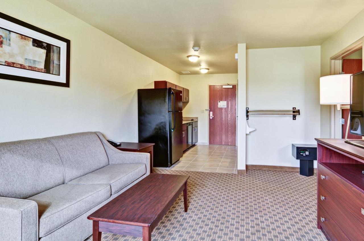 Studio - Disability Access at Cobblestone Inn & Suites - Ambridge