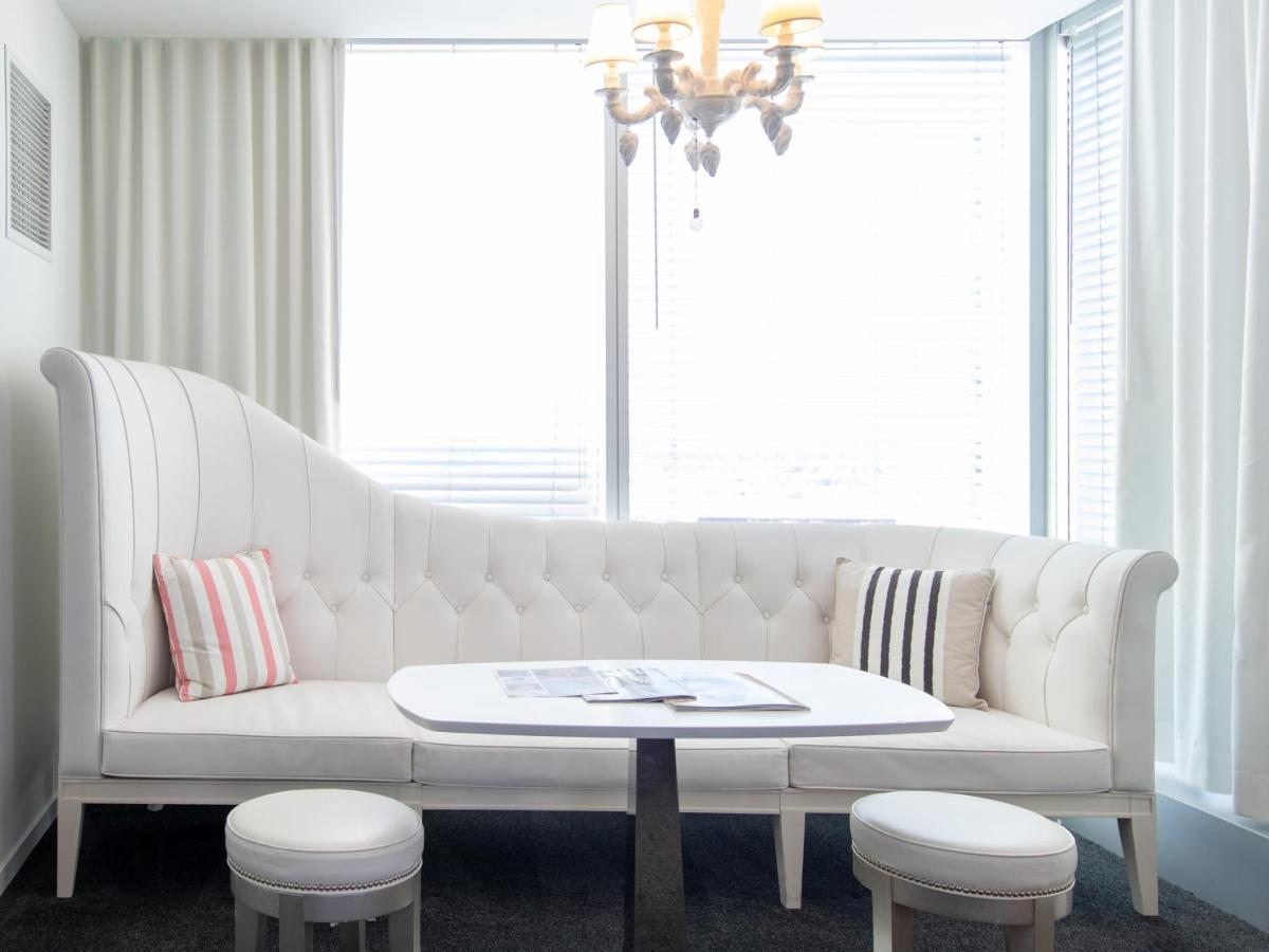 Alexandria King Suite at Hilton Grand Vacations Club on the Las Vegas Strip