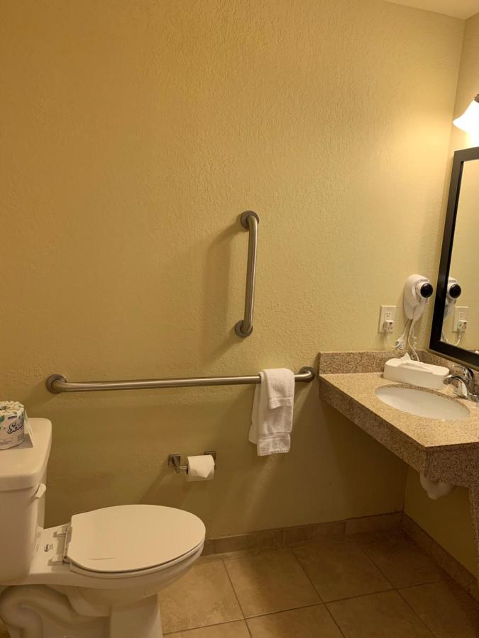 Double Room - Disability Access at Cobblestone Hotel & Suites - Punxsutawney