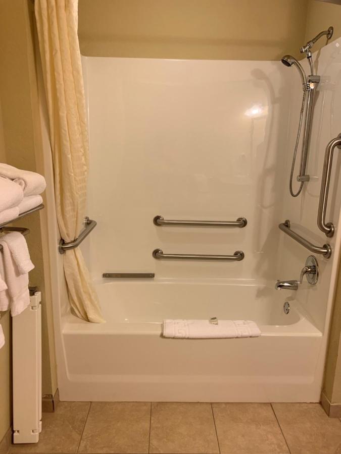 Double Room - Disability Access at Cobblestone Hotel & Suites - Punxsutawney