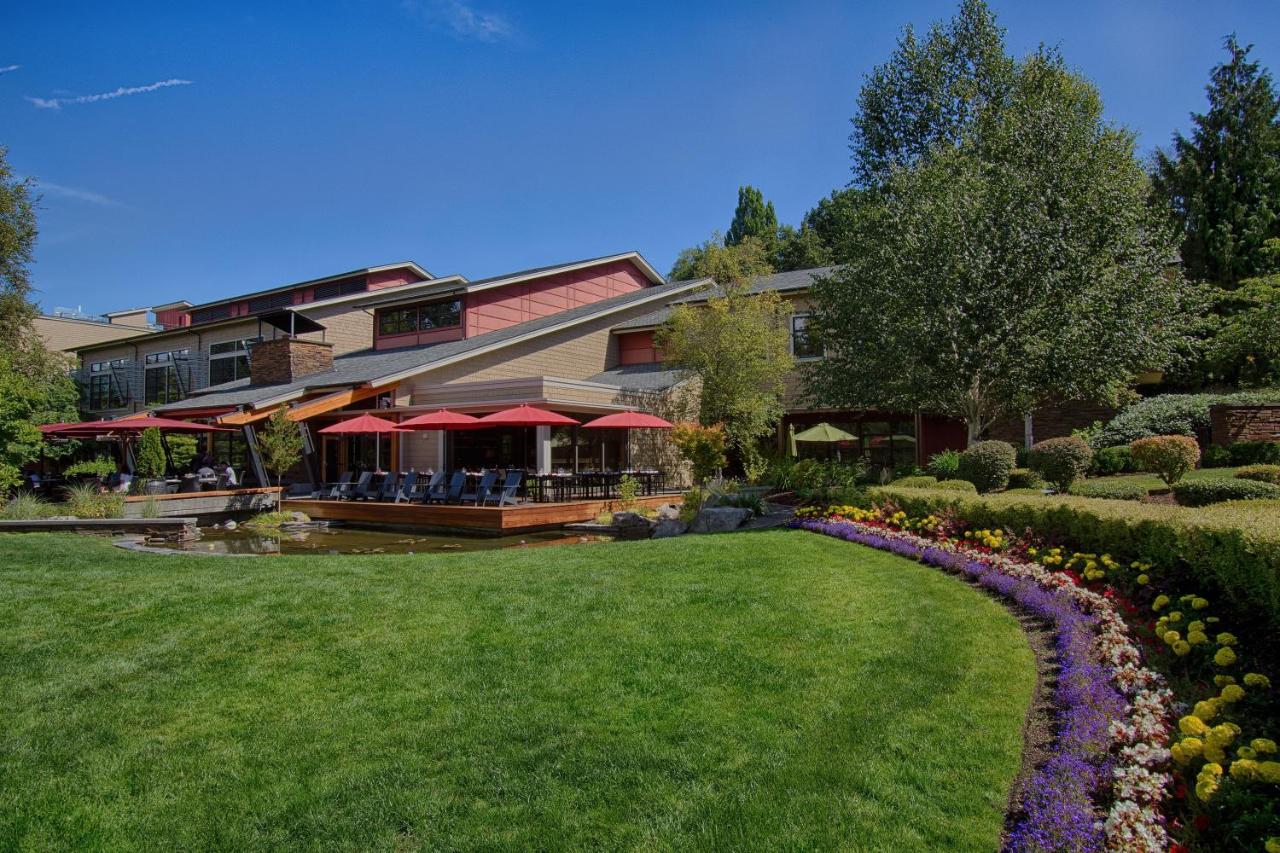 | Cedarbrook Lodge