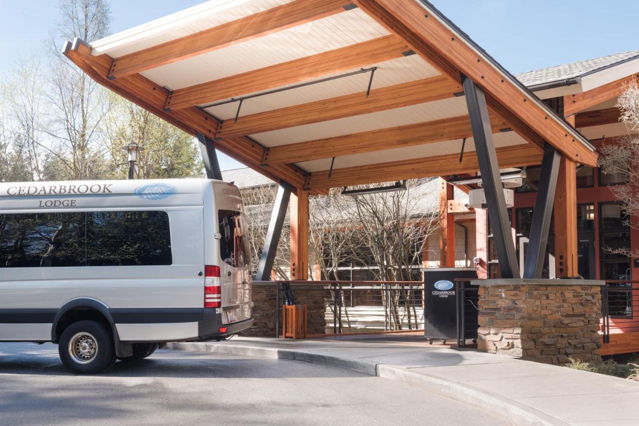 | Cedarbrook Lodge
