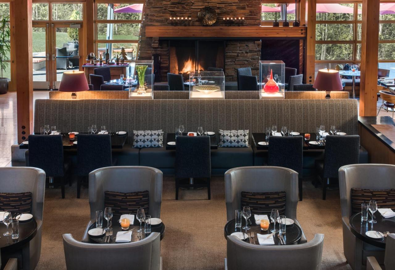 | Cedarbrook Lodge