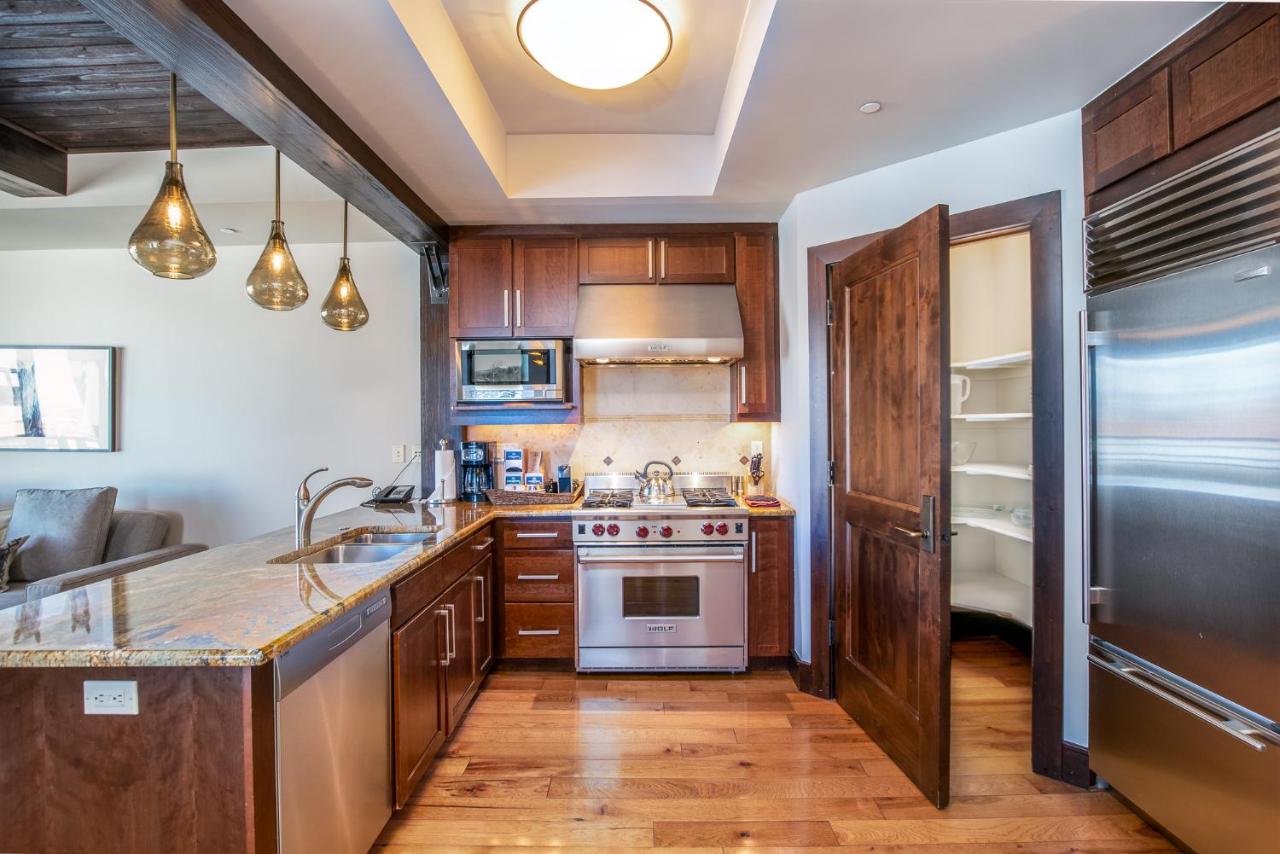 One-Bedroom Residence  at Relais & Châteaux Lumière by Dunton