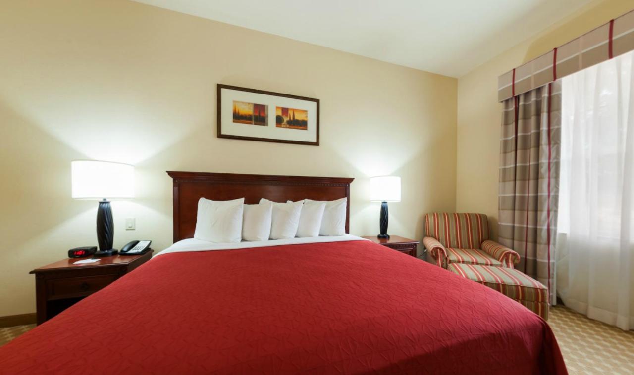 King Room - Non-Smoking at Country Inn & Suites by Radisson, Crestview, FL
