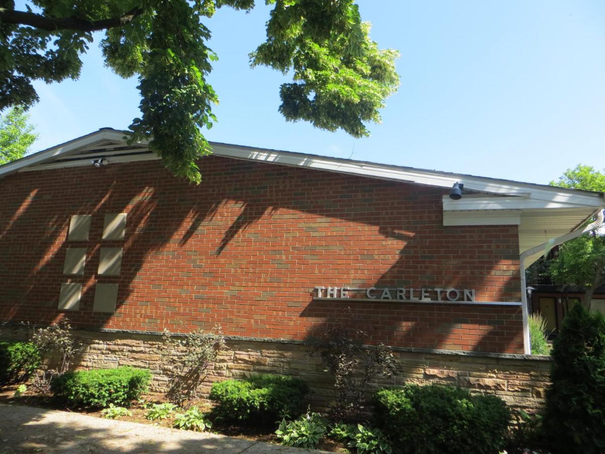 Economy Room, Exterior Entrance at Carleton of Oak Park