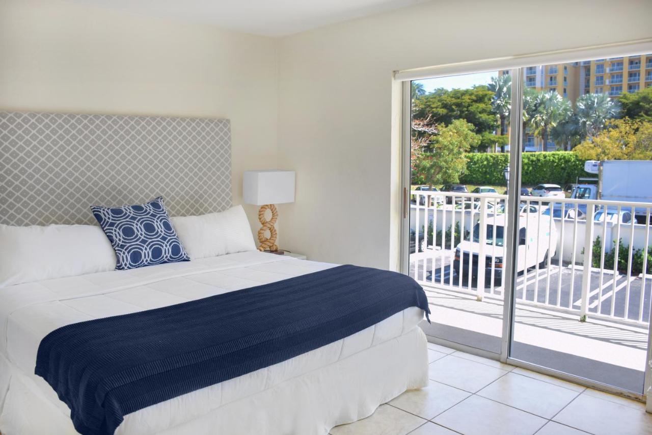 Two-Bedroom Suite at Coral Reef at Key Biscayne