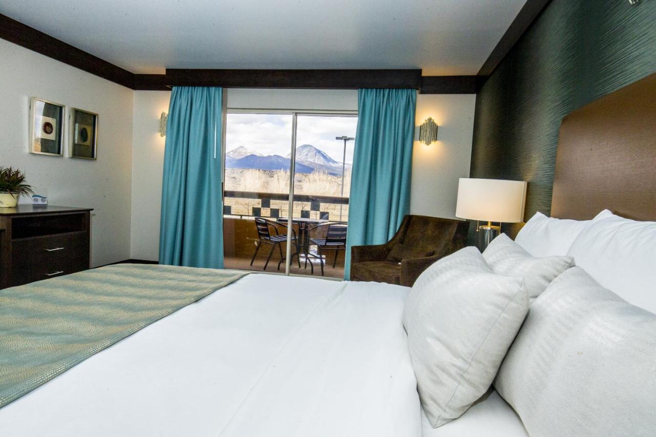 King Room with Balcony at Ute Mountain Casino Hotel