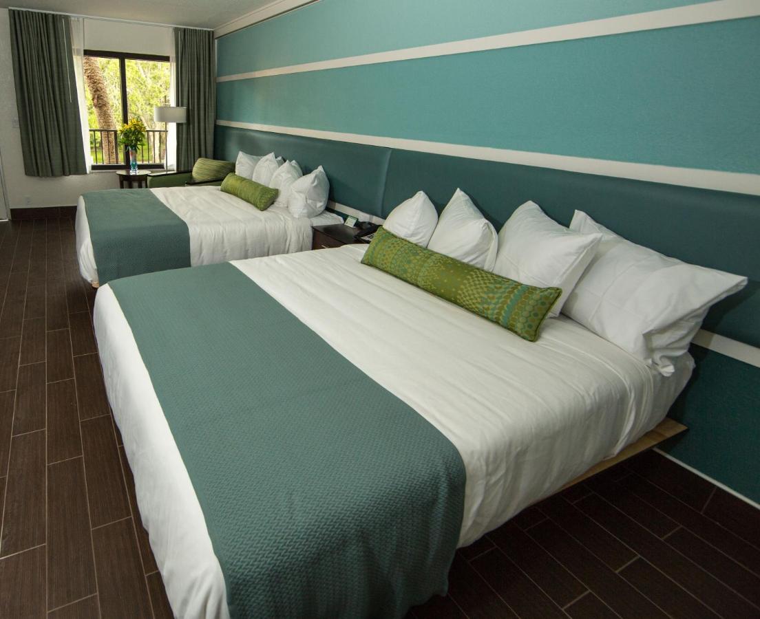 Queen Room with Two Queen Beds - Non Smoking at The Flagler Inn