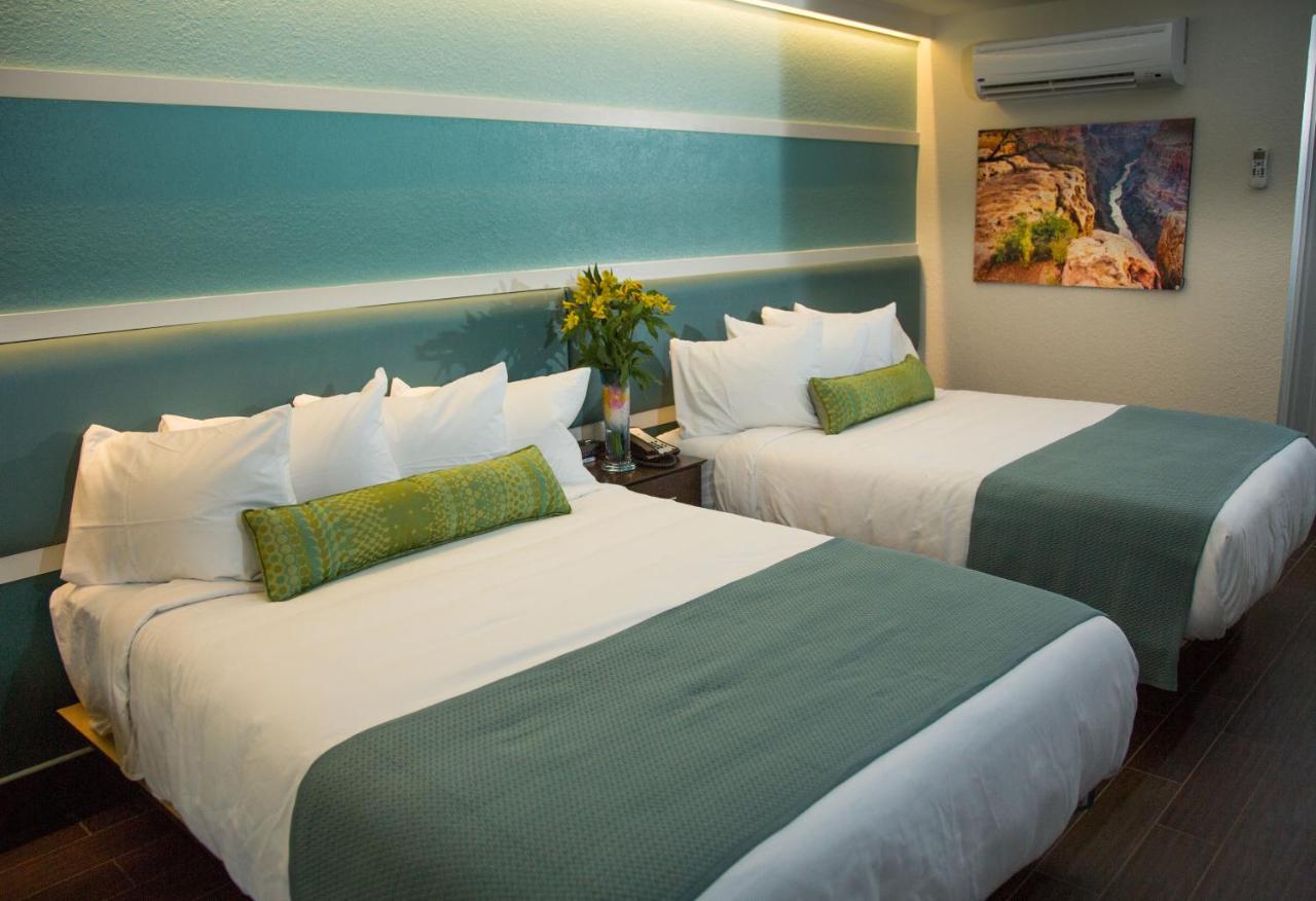Queen Room with Two Queen Beds - Non Smoking at The Flagler Inn