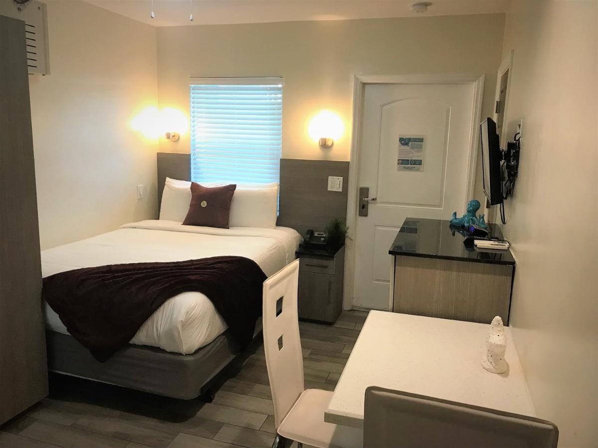 Queen Studio with Pool View at Caribbean Resort Suites