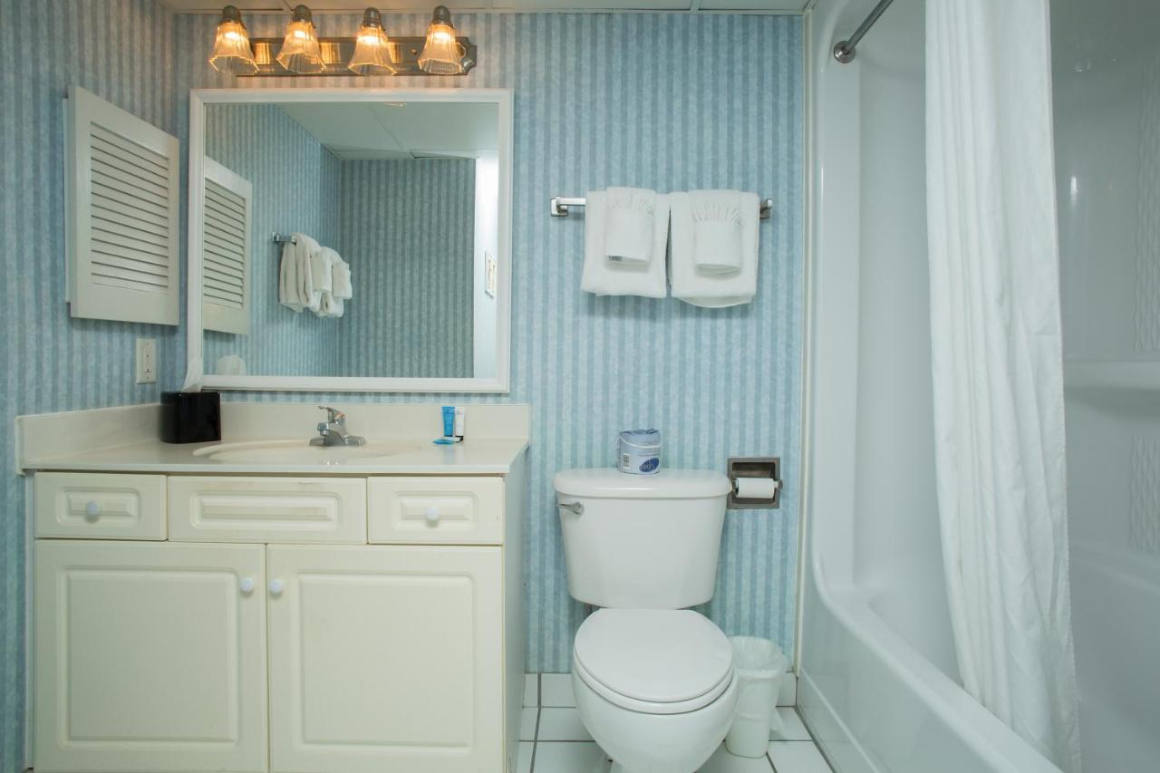 Three-Bedroom Ocean Front Suite at Grande Shores Ocean Resorts Condominiums
