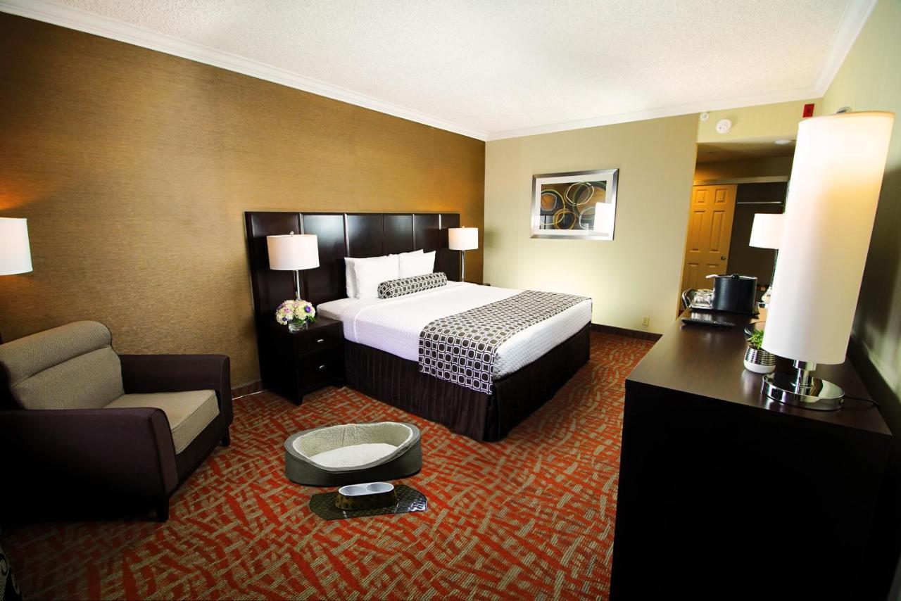  | The Hotel Fullerton Anaheim