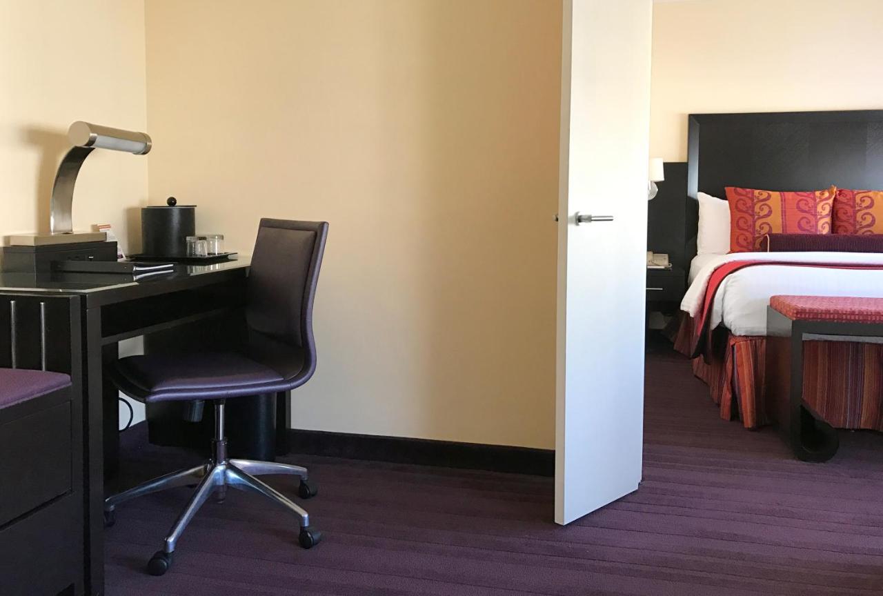 Junior Suite at Washington Plaza Hotel