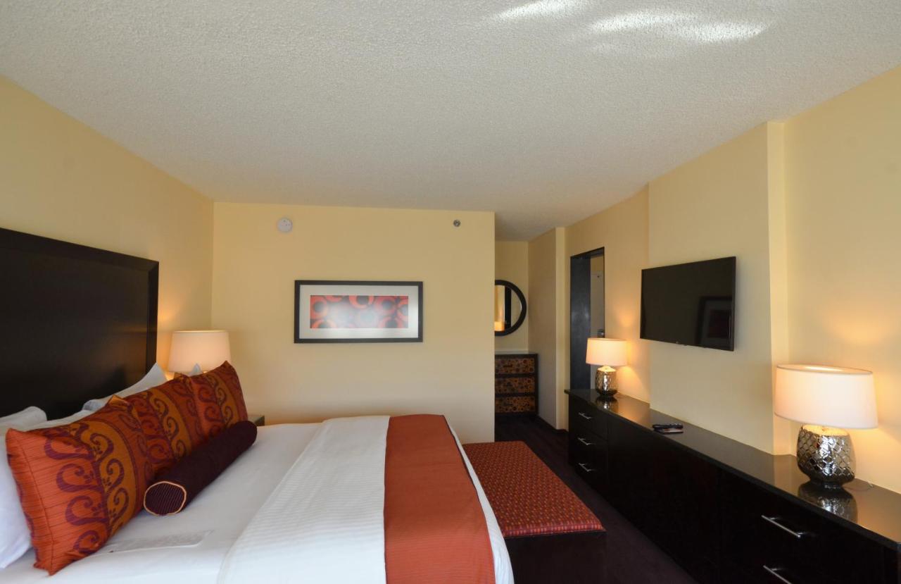 Superior Suite at Washington Plaza Hotel