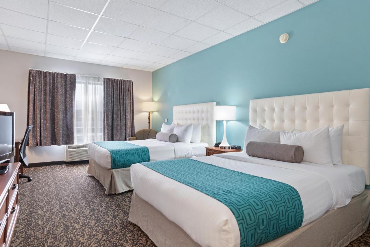 Queen Room with Two Queen Beds - Mobility Access/Non-Smoking at Howard Johnson by Wyndham Downtown Rapid City