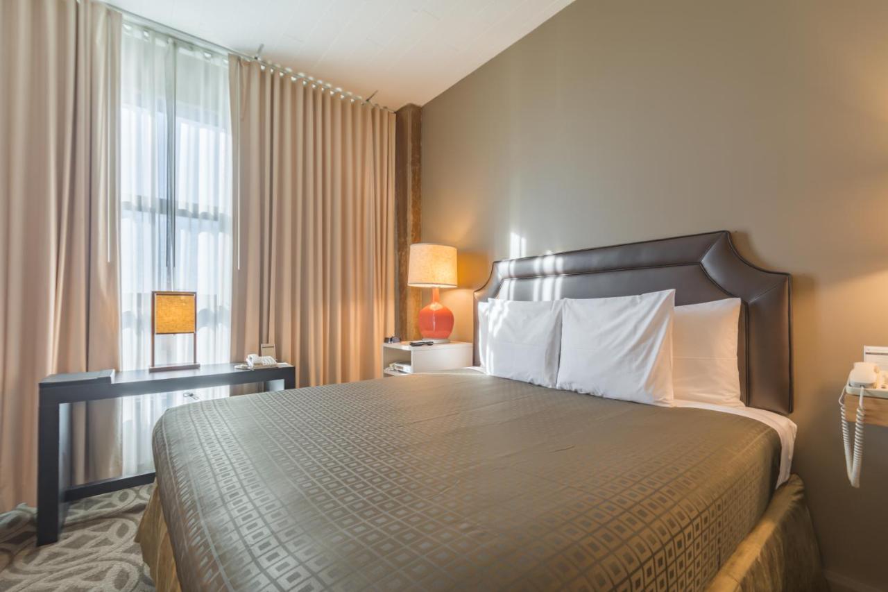 Corner King Room at Proximity Hotel
