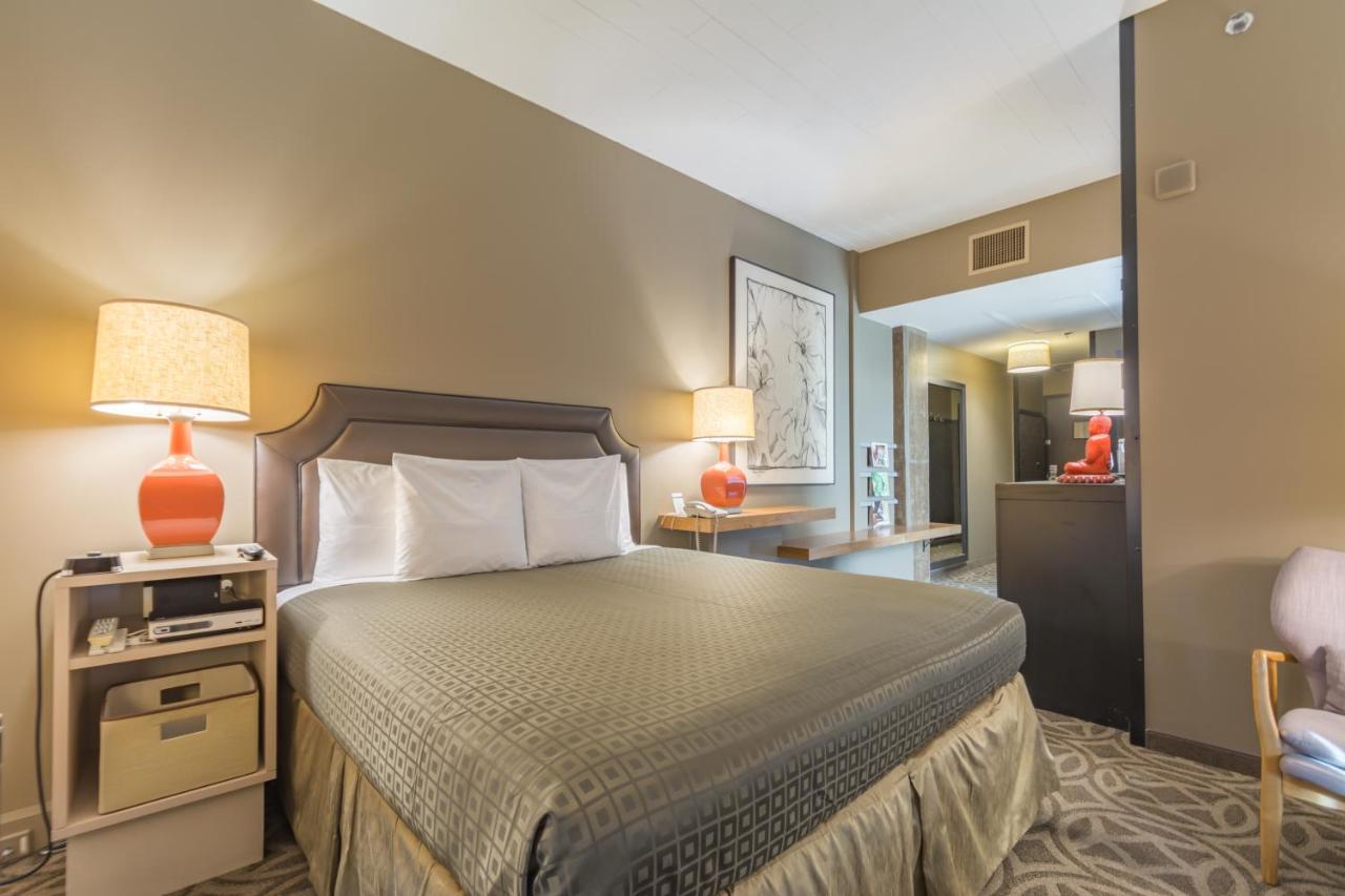 Corner King Room at Proximity Hotel