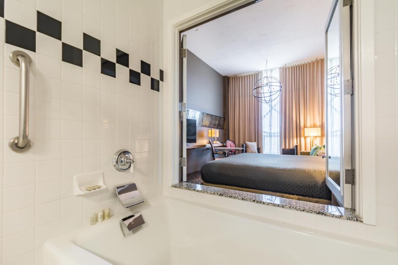King Room with Spa Bath at Proximity Hotel
