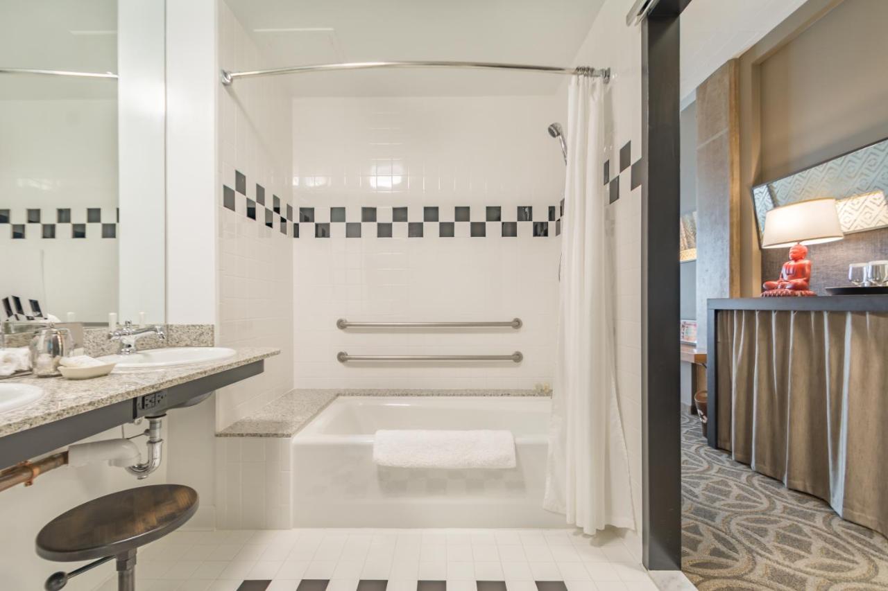 King Room - Disability Access at Proximity Hotel