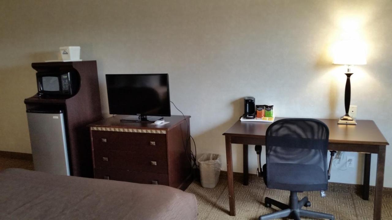 Deluxe Queen Room with Two Queen Beds - Non-Smoking at Days Inn & Suites by Wyndham Vancouver
