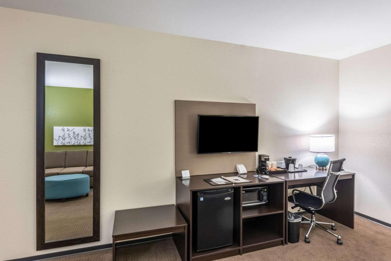 King Room - Non-Smoking at Sleep Inn & Suites Fort Worth - Fossil Creek