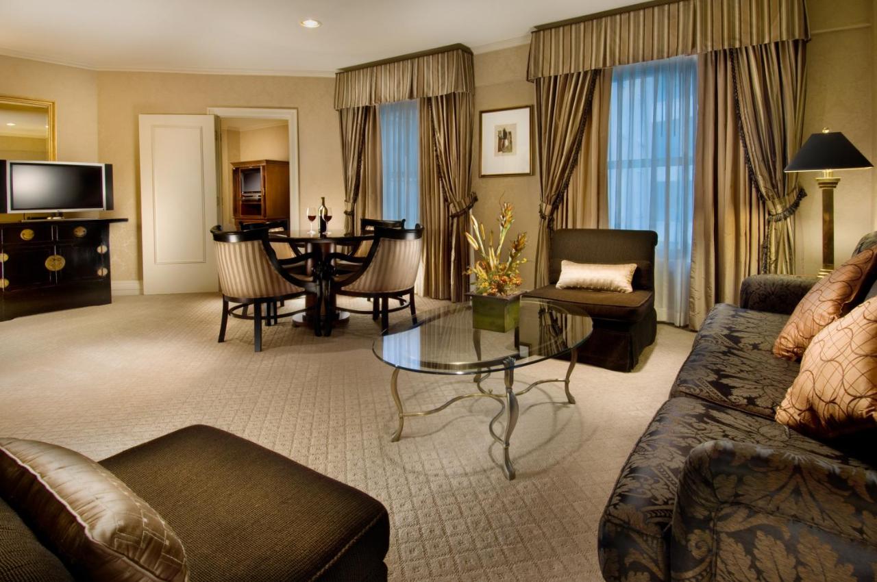 Executive Suite Queen Room at Mayflower Park Hotel