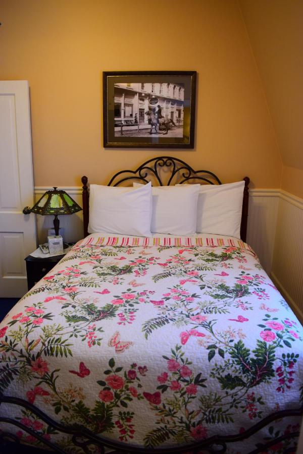 Grand Imperial Hotel