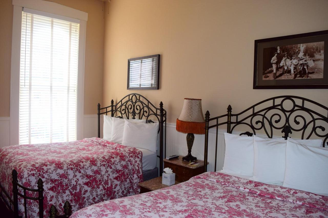Family Suite at Grand Imperial Hotel