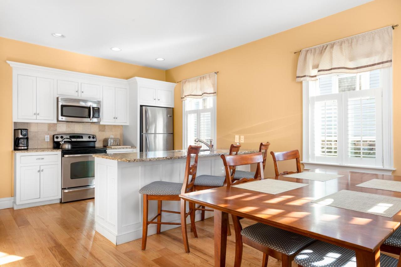 Three-Bedroom Apartment at Pelham Court Hotel