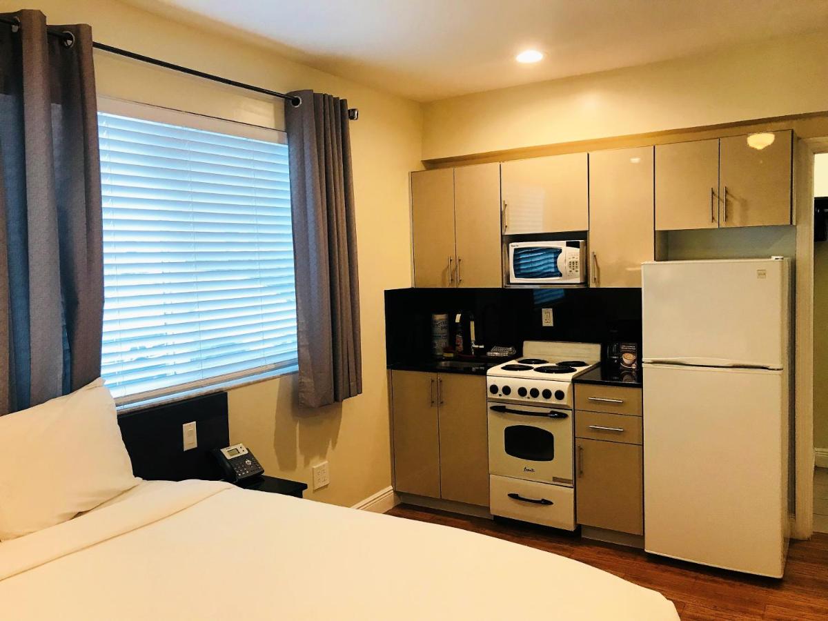 King Studio with Pool View at Caribbean Resort Suites