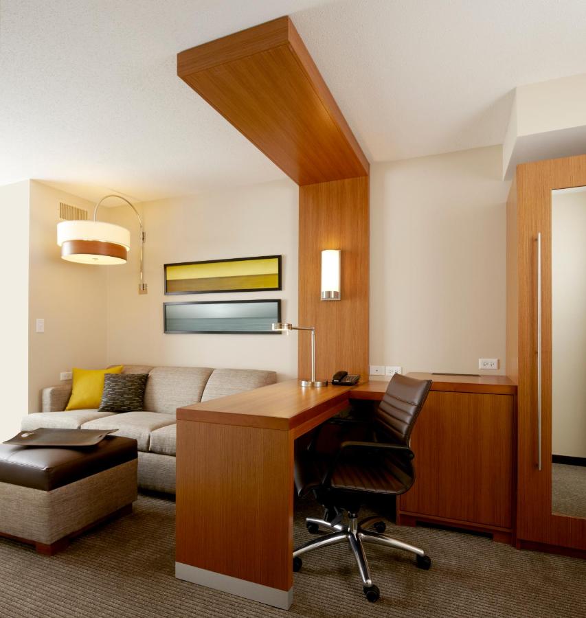 King Room at Hyatt Place Austin Cedar Park